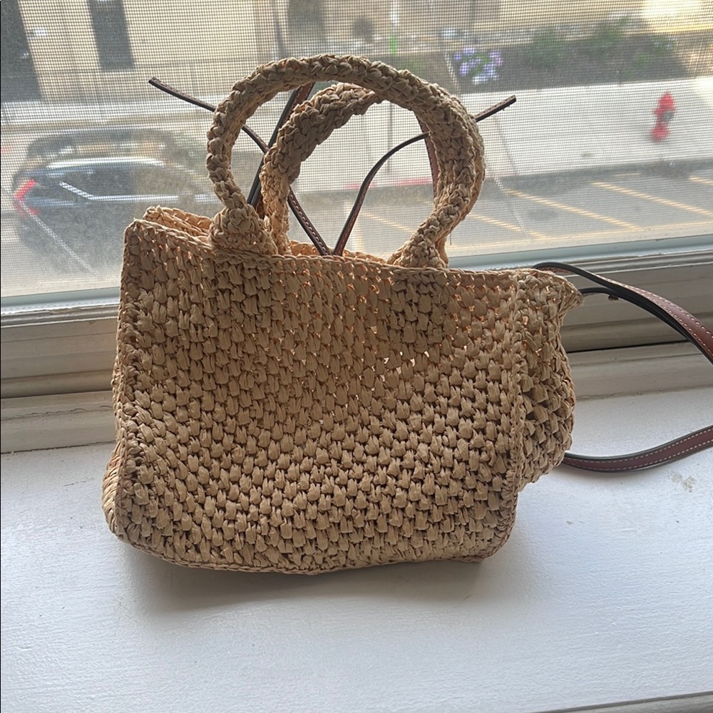 Stylish Tan Woven Tote Bag